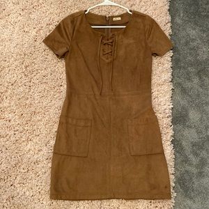 T-shirt hollister suede dress with tie accent